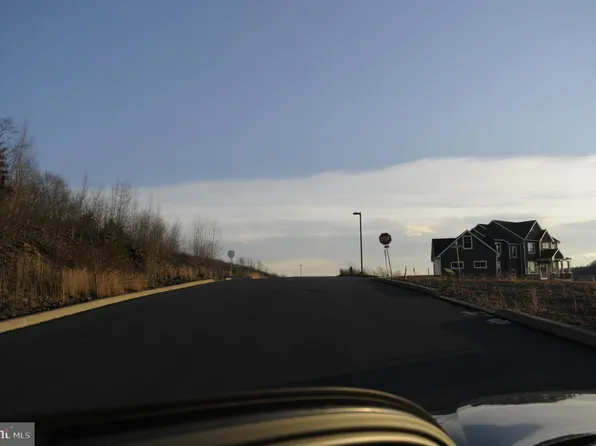 LOT 30 Elmwood Ct, Saint Clair, PA 17970