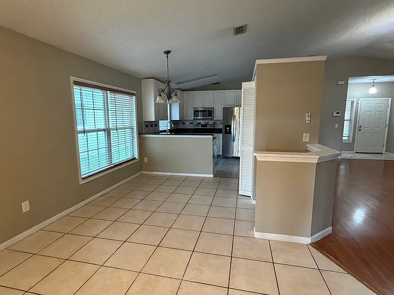578 Wechsler Cir — Photo 1