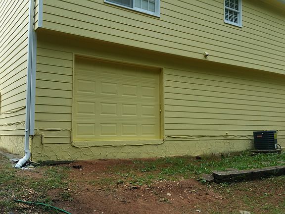 2nd image of 264 Hickory View Dr