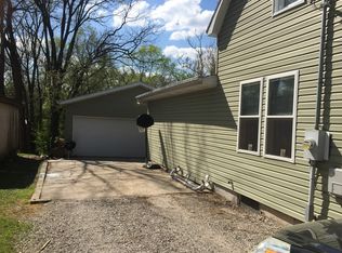 831 N Elm St, Greenville, IL