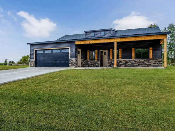 4066 Deja Dr, Saint Joseph, MI 49085