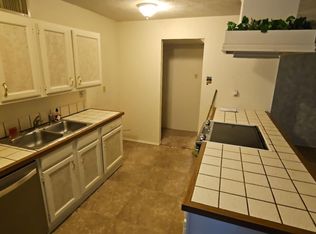 7205 Chatham Rd, North Richland Hills, TX 76182