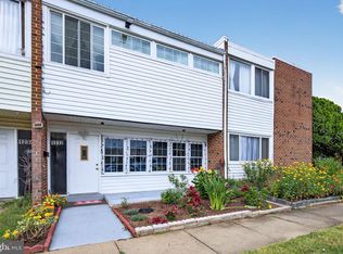 1232 Wilshire Dr, Herndon, VA 20170