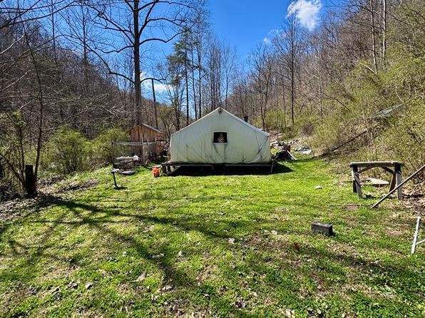 160 Muddy Branch Rd, Blaine, KY 41124