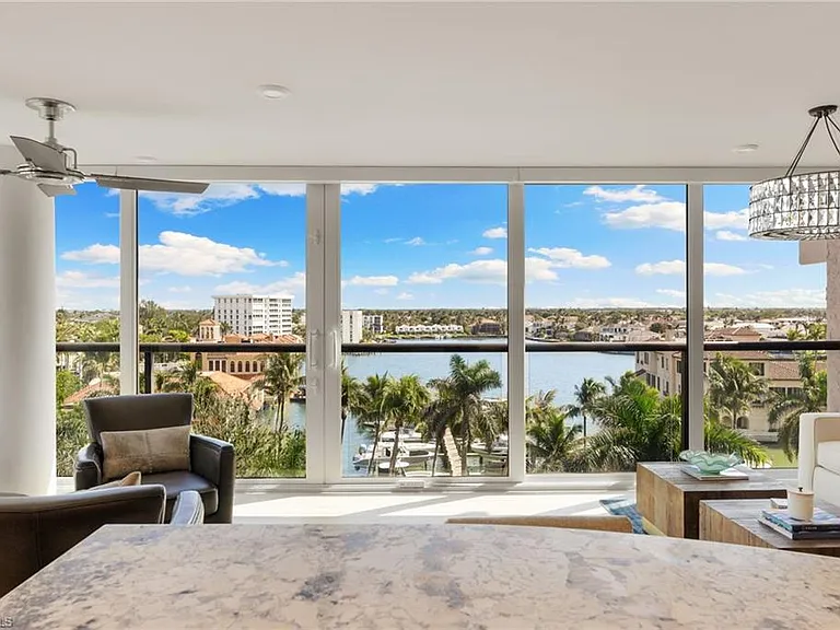 4031 Gulf Shore Blvd N #7D — Photo 17