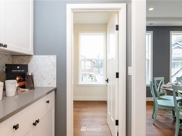 5608 218th Ct SW — Photo 15