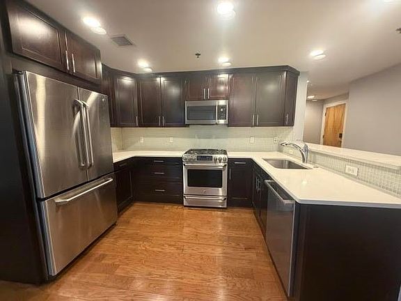 3rd image of 662 1st St APT 4A