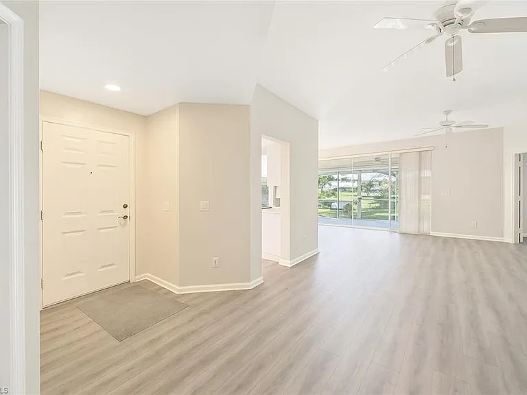 7822 Gardner Dr #6-101 — Photo 4