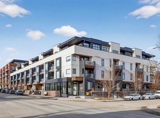3375 N 15th St SW #111, Calgary, AB T2T4A2