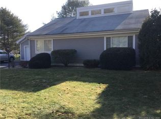 367 Main St UNIT 17, Old Saybrook, CT 06475