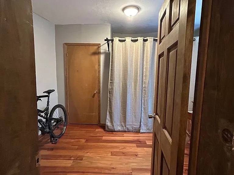 945 Agua Fria St #B — Photo 14