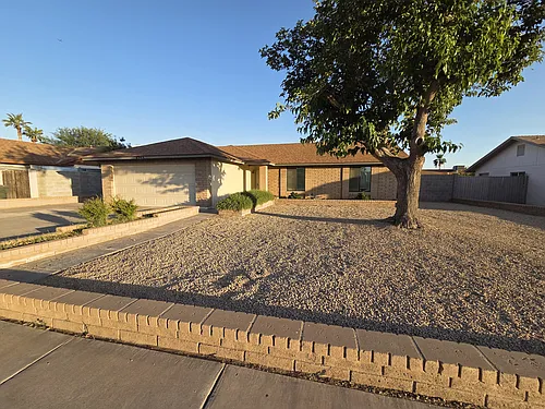 409 W Ross Ave Photo 1