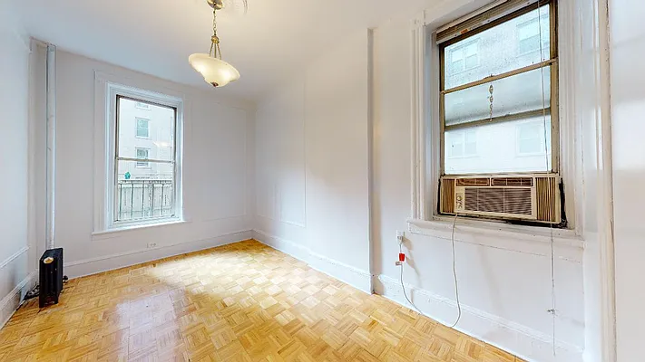 Rented by Bond New York | media 1