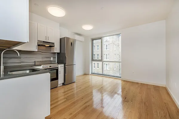 Rented by Verus Real Estate | media 12