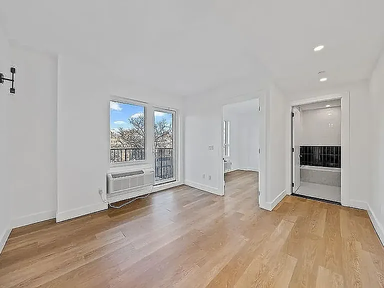1042 President St #7G — Photo 1