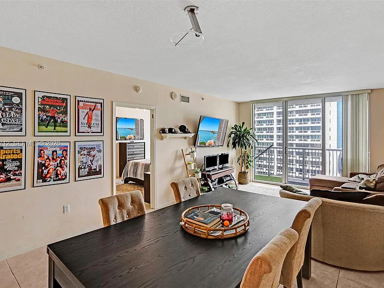 1750 N Bayshore Dr #2206 — Photo 19