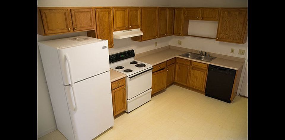 1st image of 115 Jennifer Dr