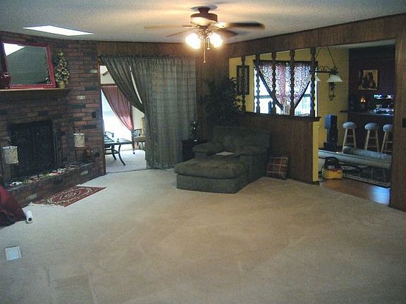 Living Area 1, with door to sunroom