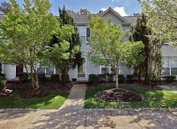 2nd image of 10725 Mountain Ash Dr
