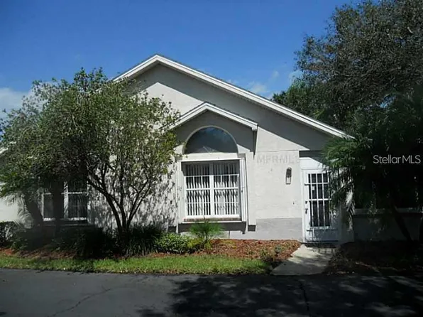 1111 Golfview Woods Dr, Ruskin, FL 33573