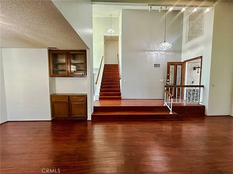 10 Bluff Point Cir — Photo 8