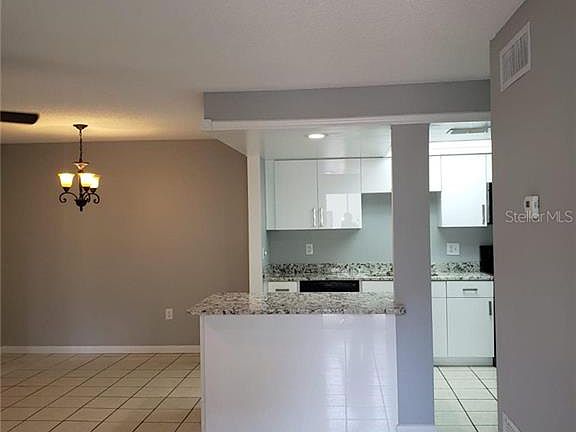 5th image of 5857 La Costa Dr #113