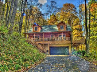 128 Staymon Rd, Waynesville, NC 28786