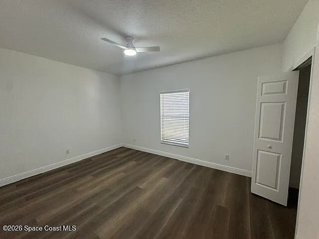 982 Villa Dr — Photo 9