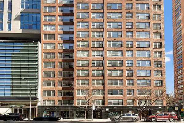 201 East 62nd Street #14B in Lenox Hill, Manhattan | StreetEasy