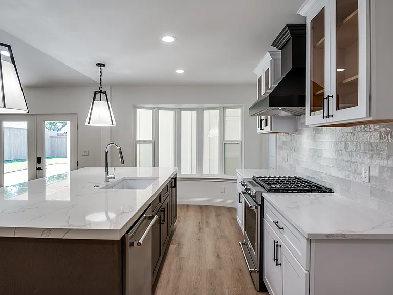 3772 Weeburn Dr — Photo 12