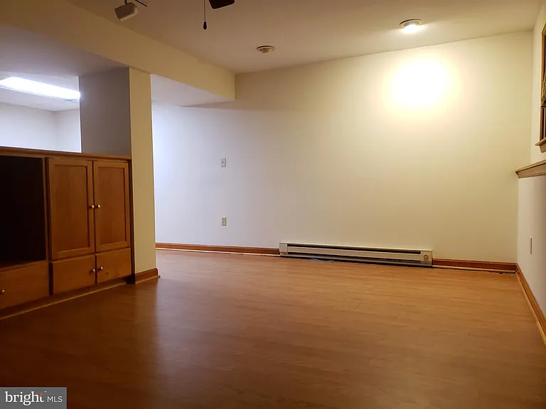 724 Hillcrest Dr — Photo 24