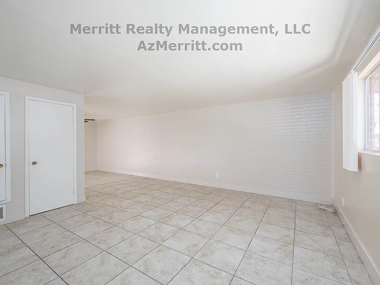 3673 E Bermuda St — Photo 3