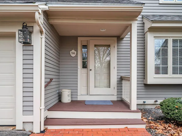 56 Peninsula Drive, Stratham, NH 03885