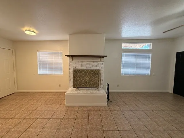2725 N Dodge Blvd #2725 — Photo 6