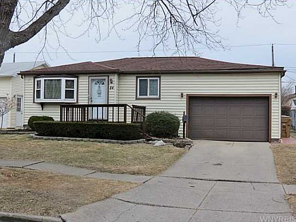 2nd image of 84 Sprucewood Dr