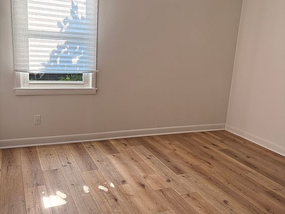 5th image of 776 Norwood Rd SE