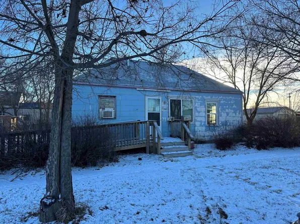 2306 W 5th, North Platte, NE 69101