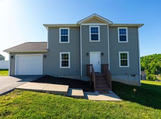 126 Prairie View Ln, Pembroke, VA 24136