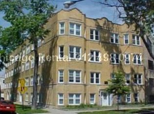 2102 N Albany Ave APT 1, Chicago, IL 60647