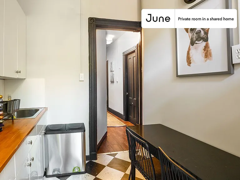 336 W 47th St #1D — Photo 8