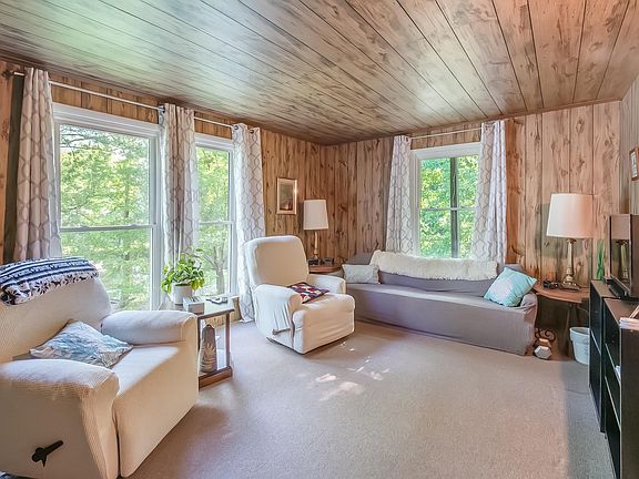 5th image of 2208 Singleton Creek Rd
