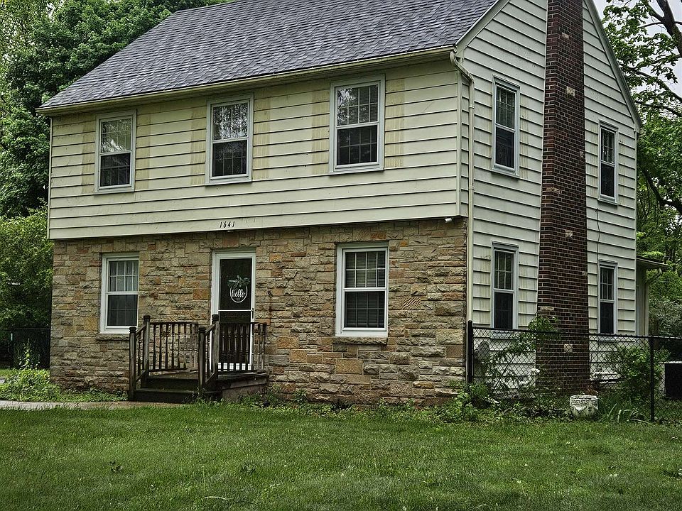 1st image of 1641 E Ridge Rd
