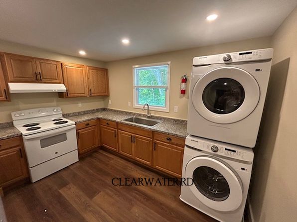 15 Clearwater Rd #1