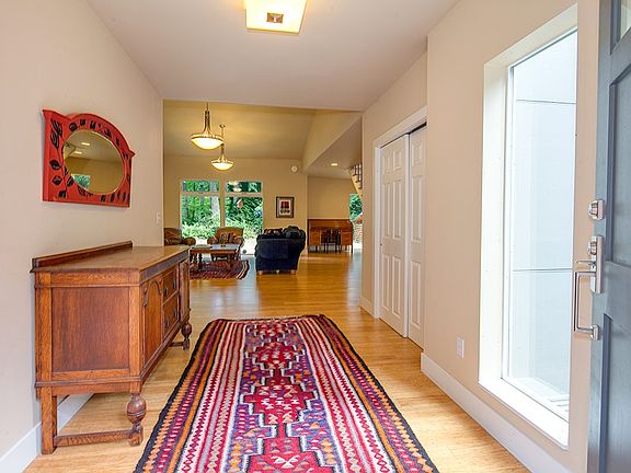 3rd image of 19742 170th Ave NE