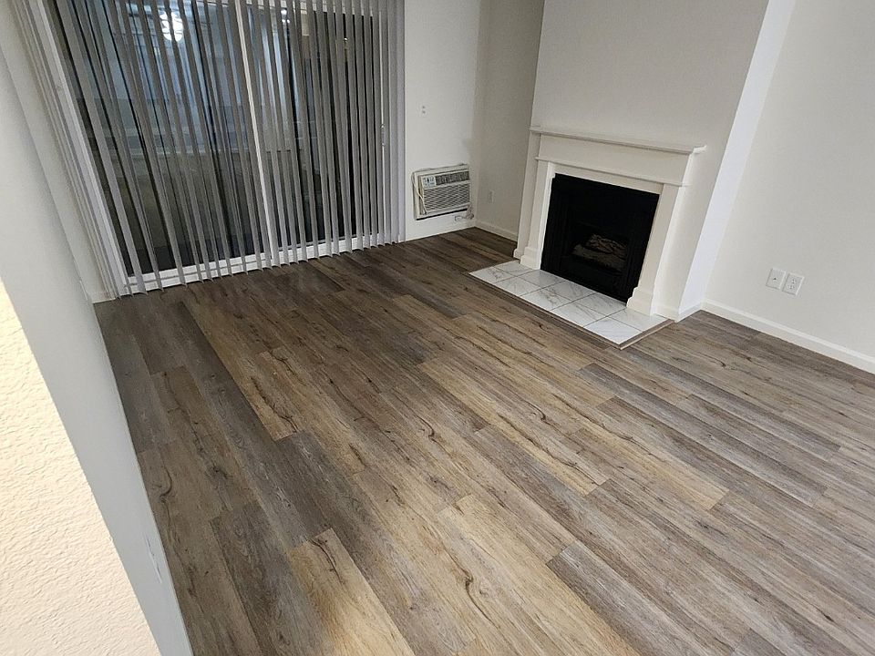 1st image of 4276 S Centinela Ave #303