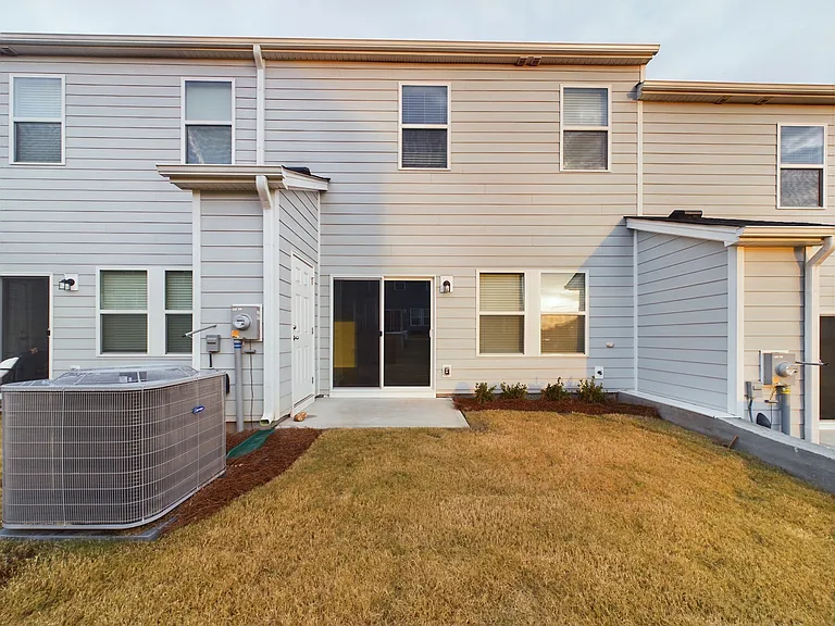 4133 County Down Ave — Photo 27