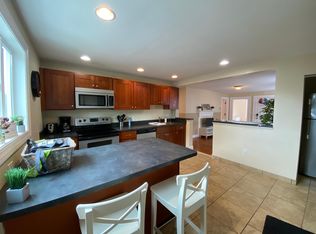 19 Howard St, Newport, RI 02840
