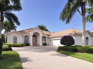 1671 Manchester Ct, Naples, FL 34109