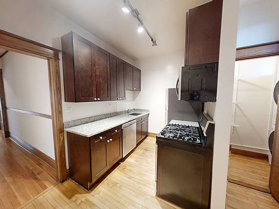 2nd image of 3765 N Lakewood Ave #3