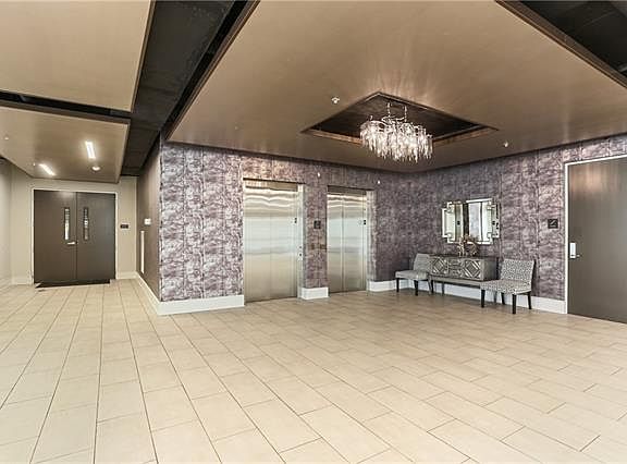 4th image of 900 Bartholomew St #316